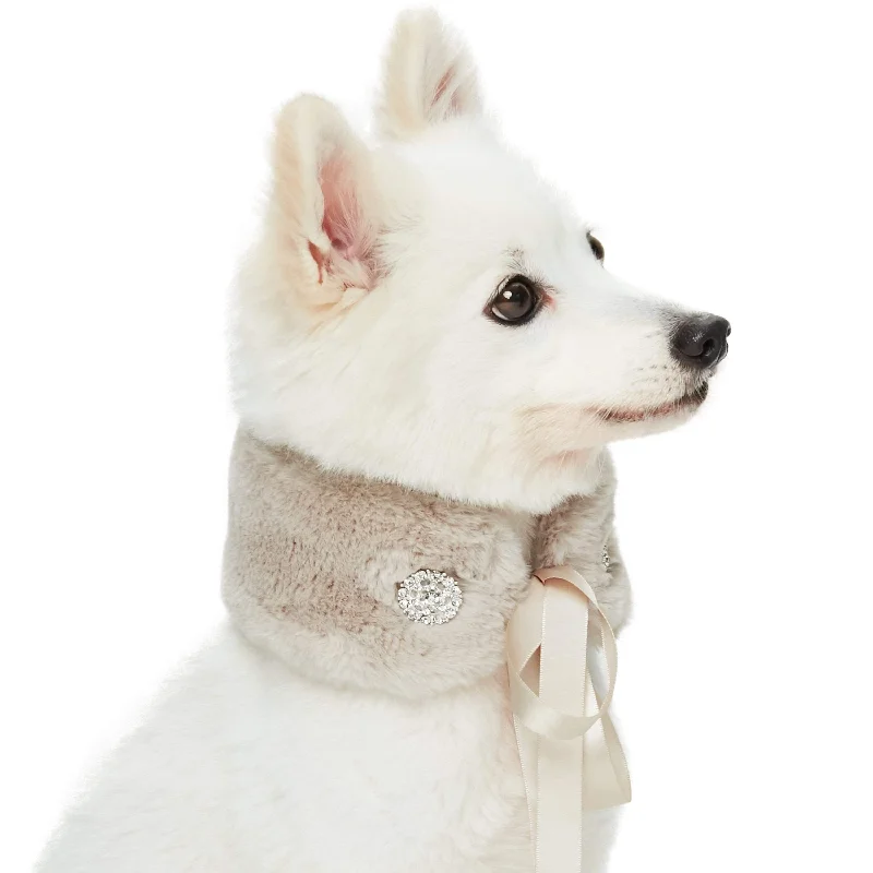 Winter warm clothes for catsDog Scarf with Princess-like Diamonds